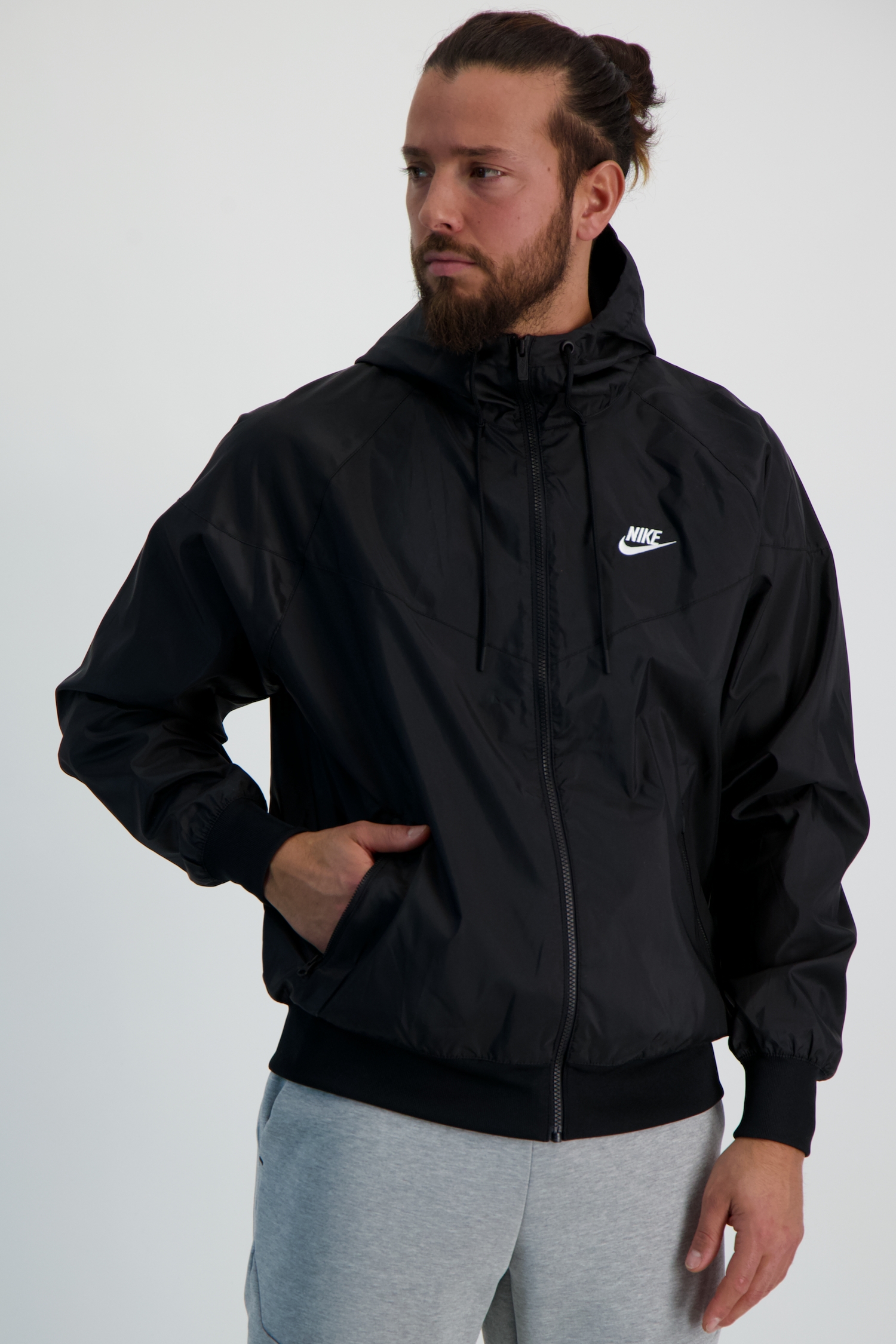 Image of Nike Windrunner Herren Trainingsjacke Schwarz, Herren, Größe: L