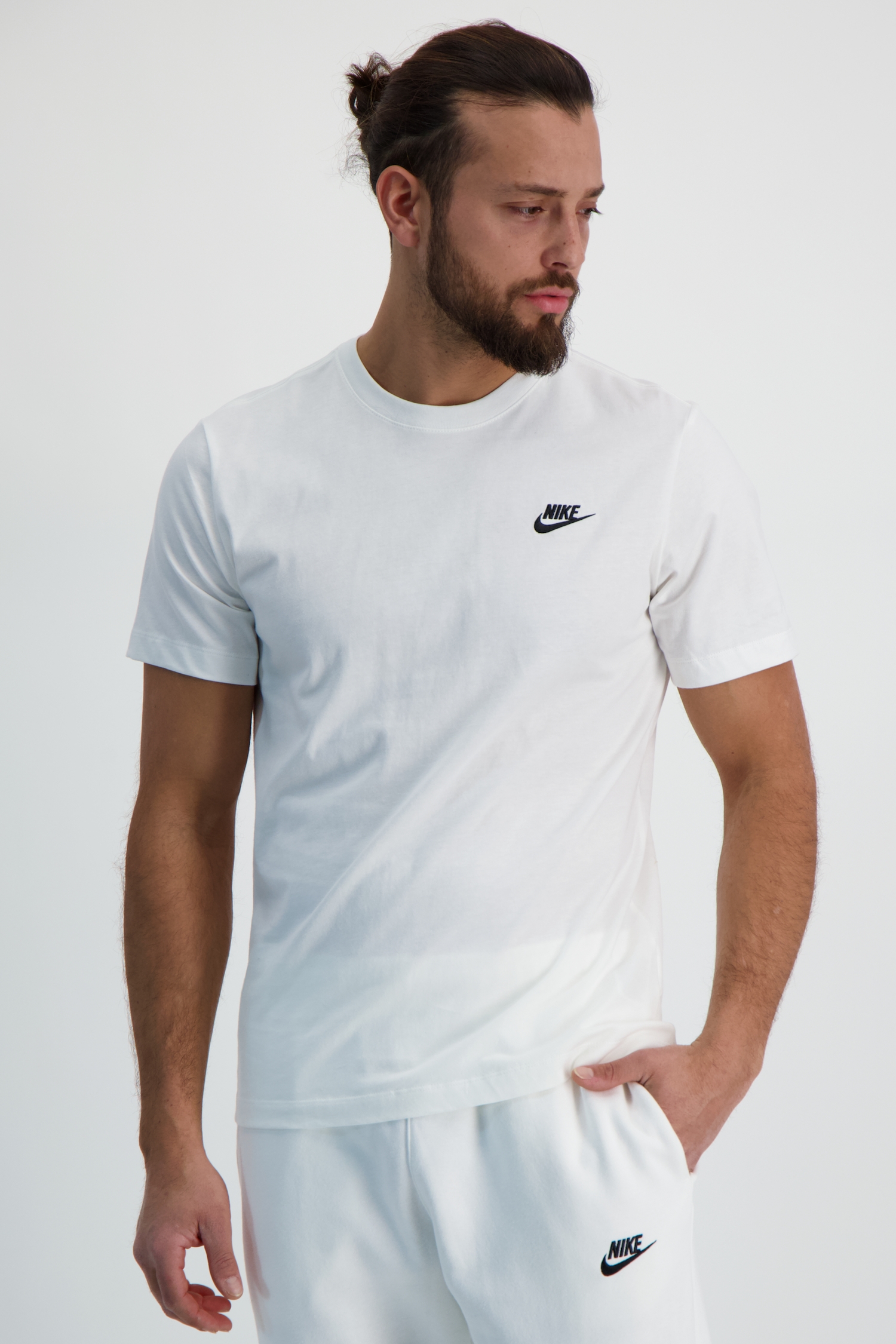 Image of Nike Club Herren T-Shirt Weiss, Herren, Größe: L