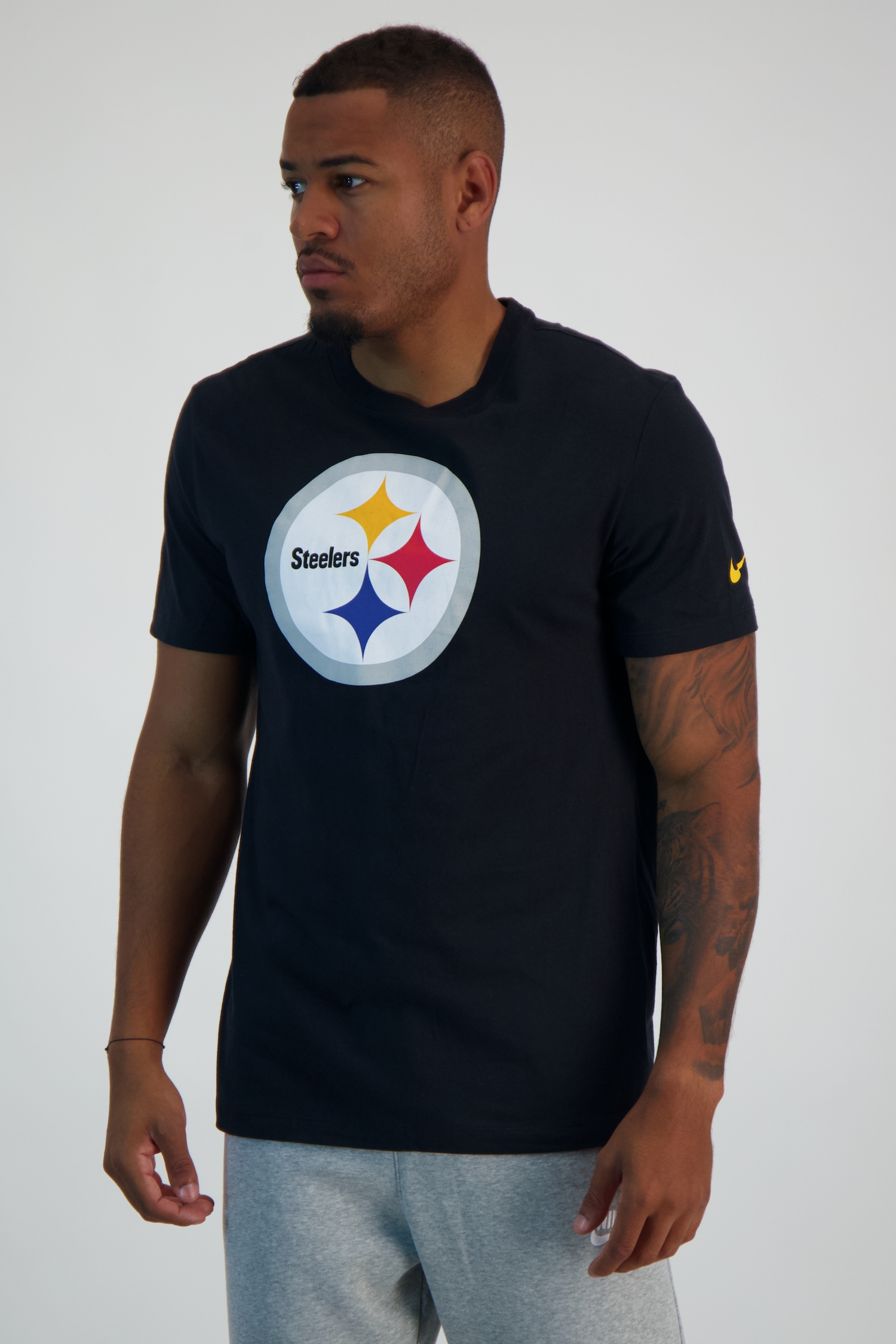 Image of Nike Pittsburgh Steelers Logo Essential Herren T-Shirt Schwarz, Herren, Größe: M