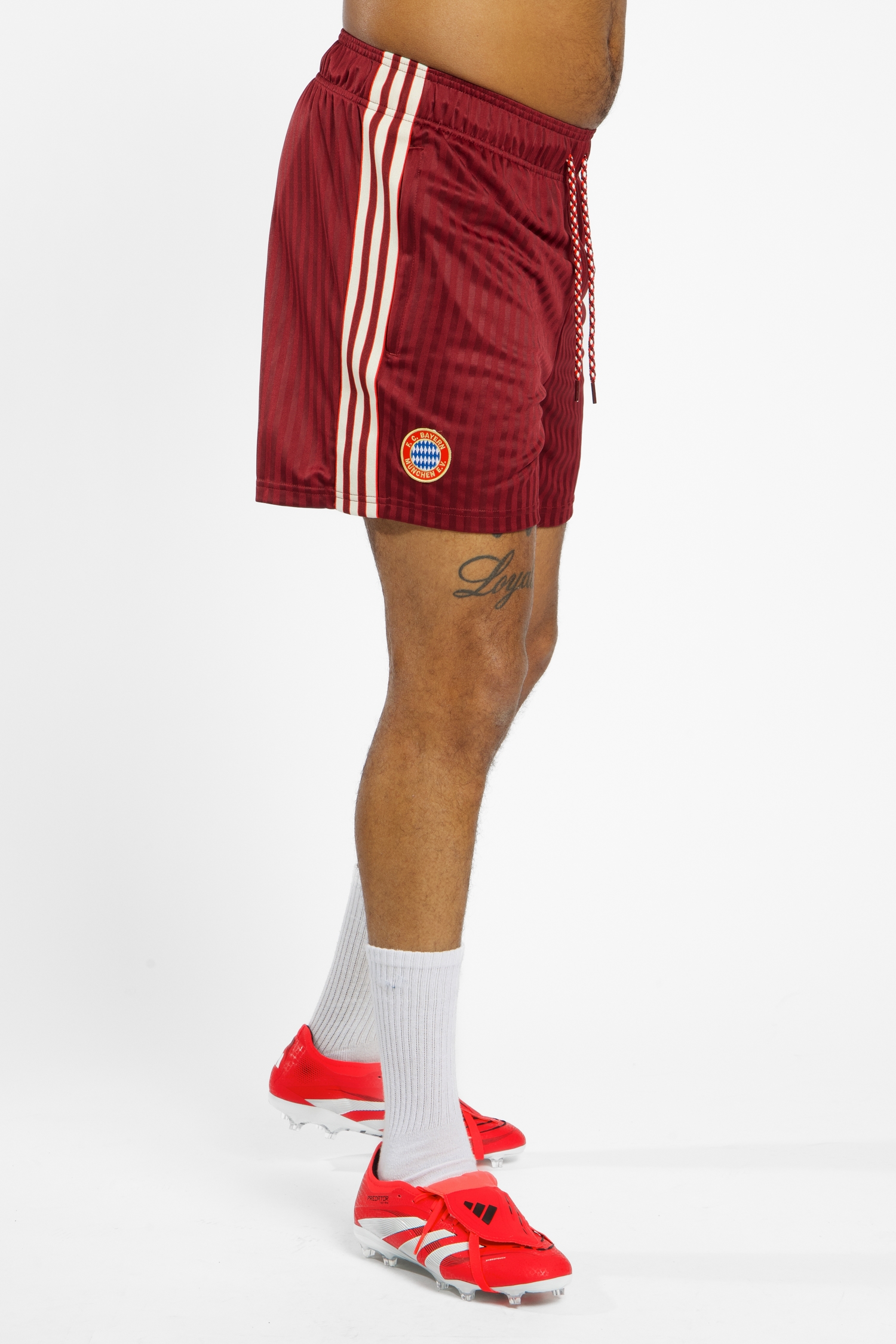Image of adidas FC Bayern München Icon Herren Short Rot, Herren, Größe: S