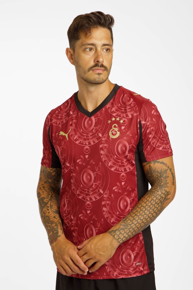 Image of PUMA Galatasaray 3rd Replica Herren Fussballtrikot 25/26 ohne Sponsor Rot, Herren, Größe: M