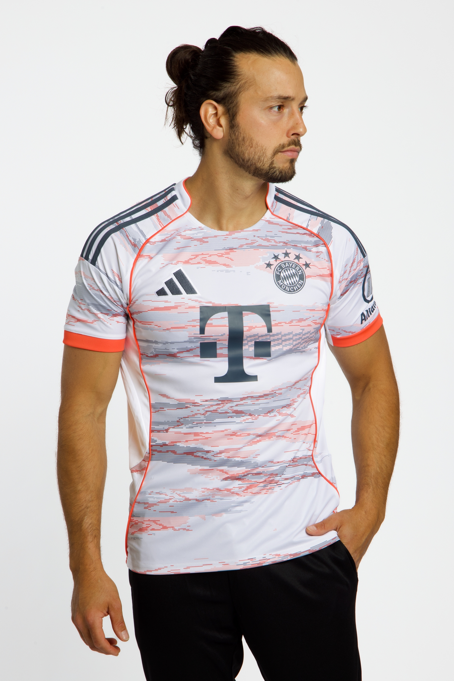 Image of adidas FC Bayern München Away Replica Herren Fussballtrikot 25/26 Weiss, Herren, Größe: L