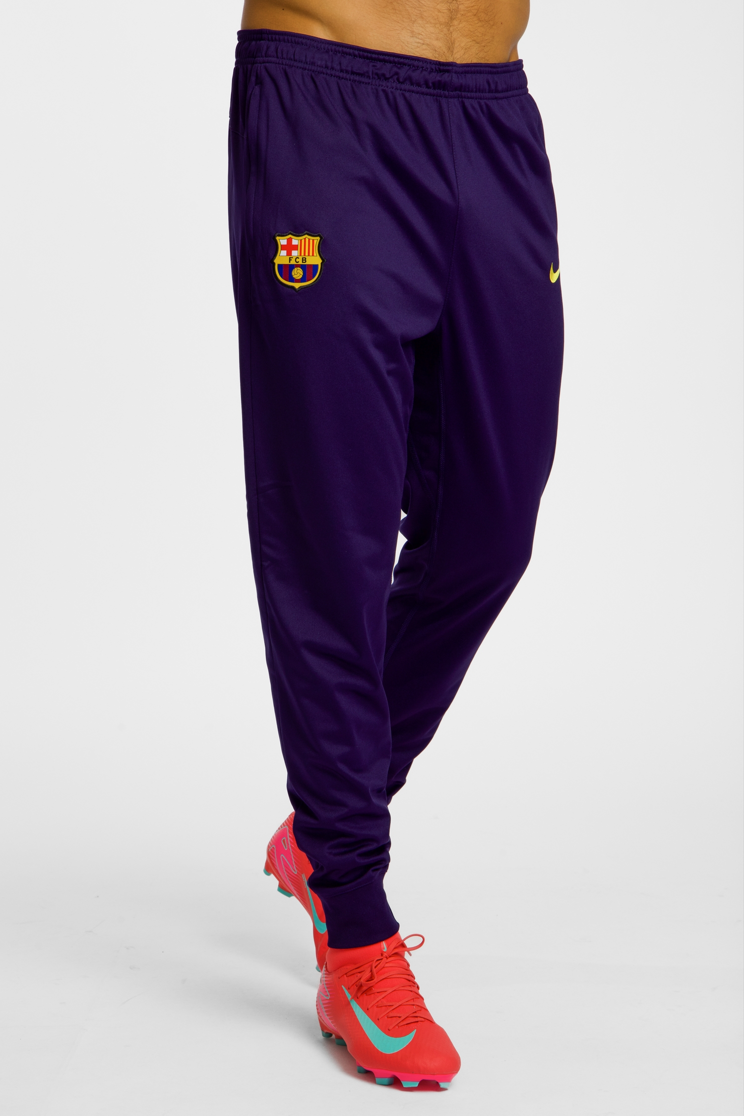 Image of Nike FC Barcelona Dri-FIT Strike Herren Trainerhose Lila, Herren, Größe: S