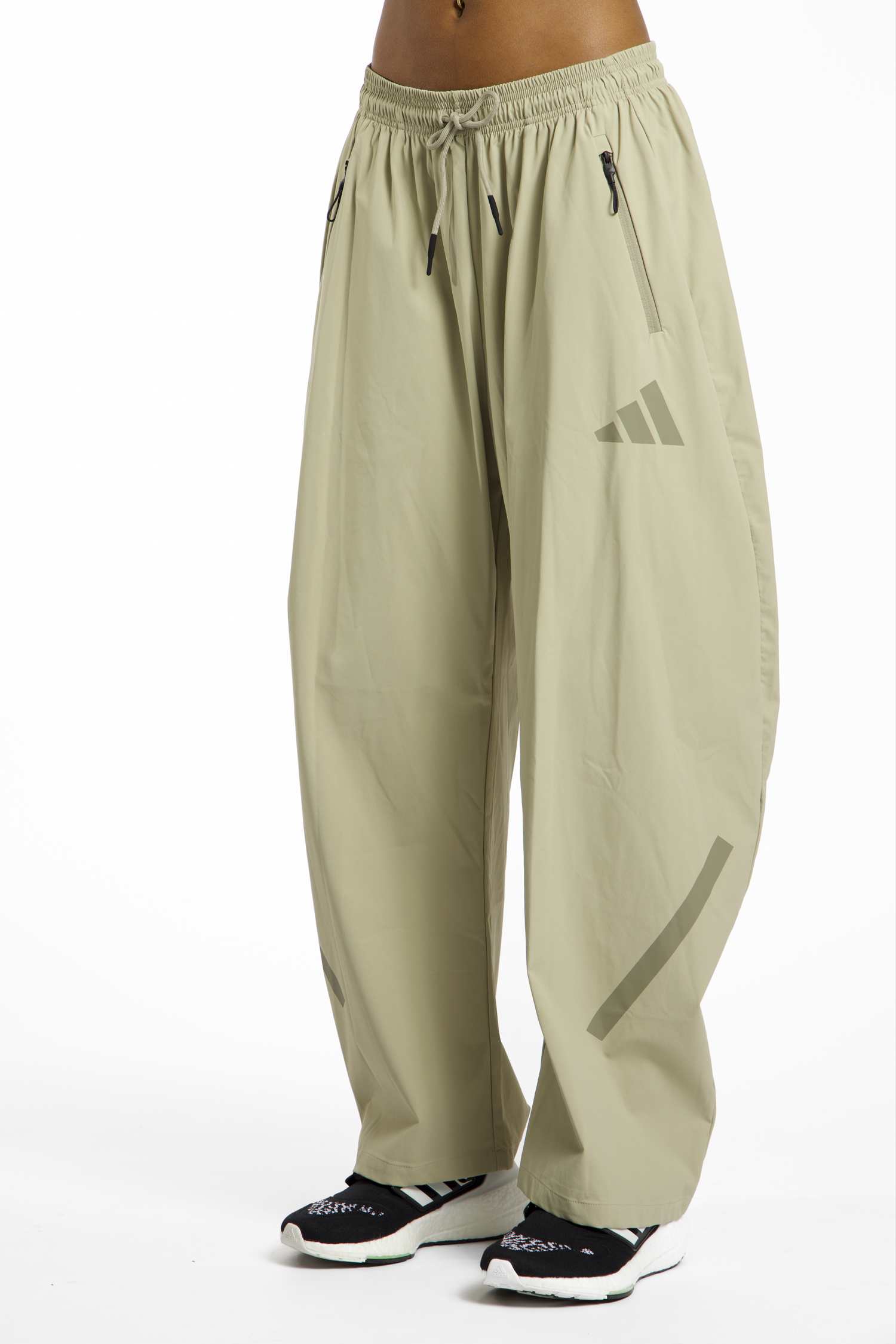 Image of adidas Z.N.E. Woven Damen Trainerhose Beige, Damen, Größe: L
