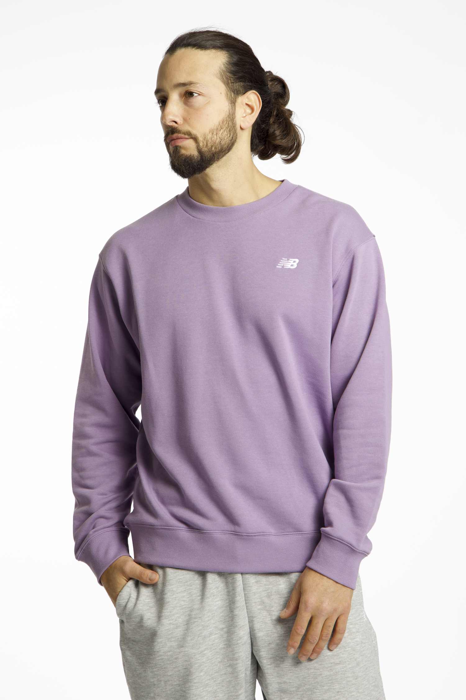 Image of New Balance Sport Essentials Small Logo French Terry Herren Pullover Lila, Herren, Größe: L