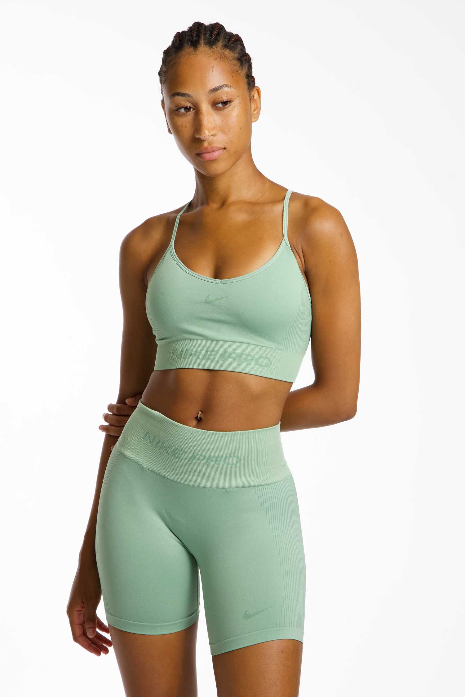 Image of Nike Pro Seamless Light Damen Sport-BH Grün, Damen, Größe: S