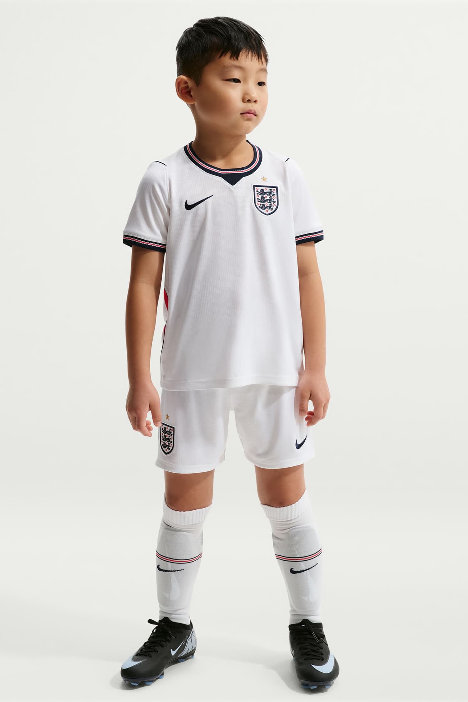 Image of Nike England Home Replica Mini Kinder Fussballset WM 2026 Weiss, , Größe: 104