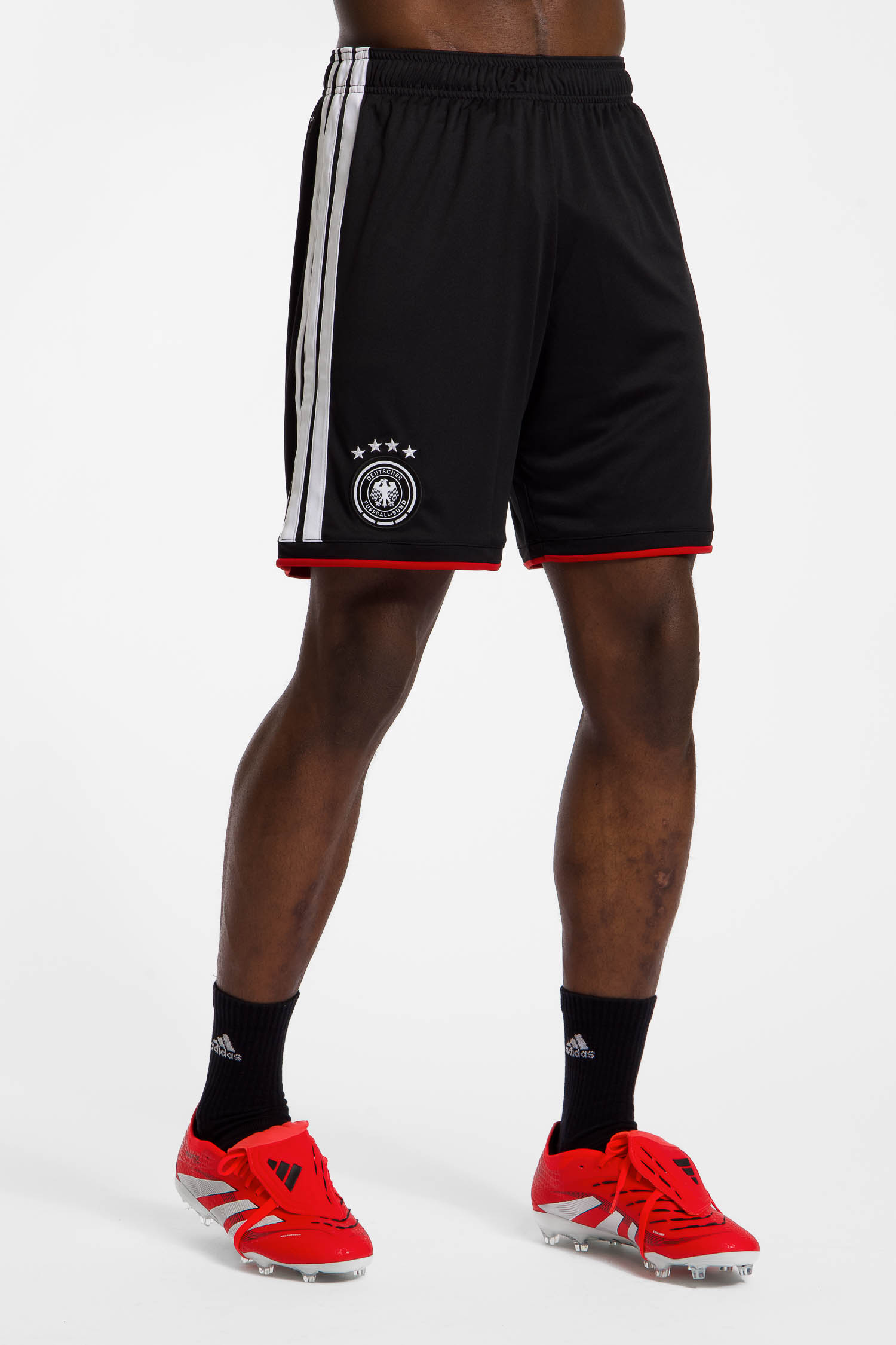 Image of adidas Deutschland Home Replica Herren Short WM 2026 Schwarz, Herren, Größe: L