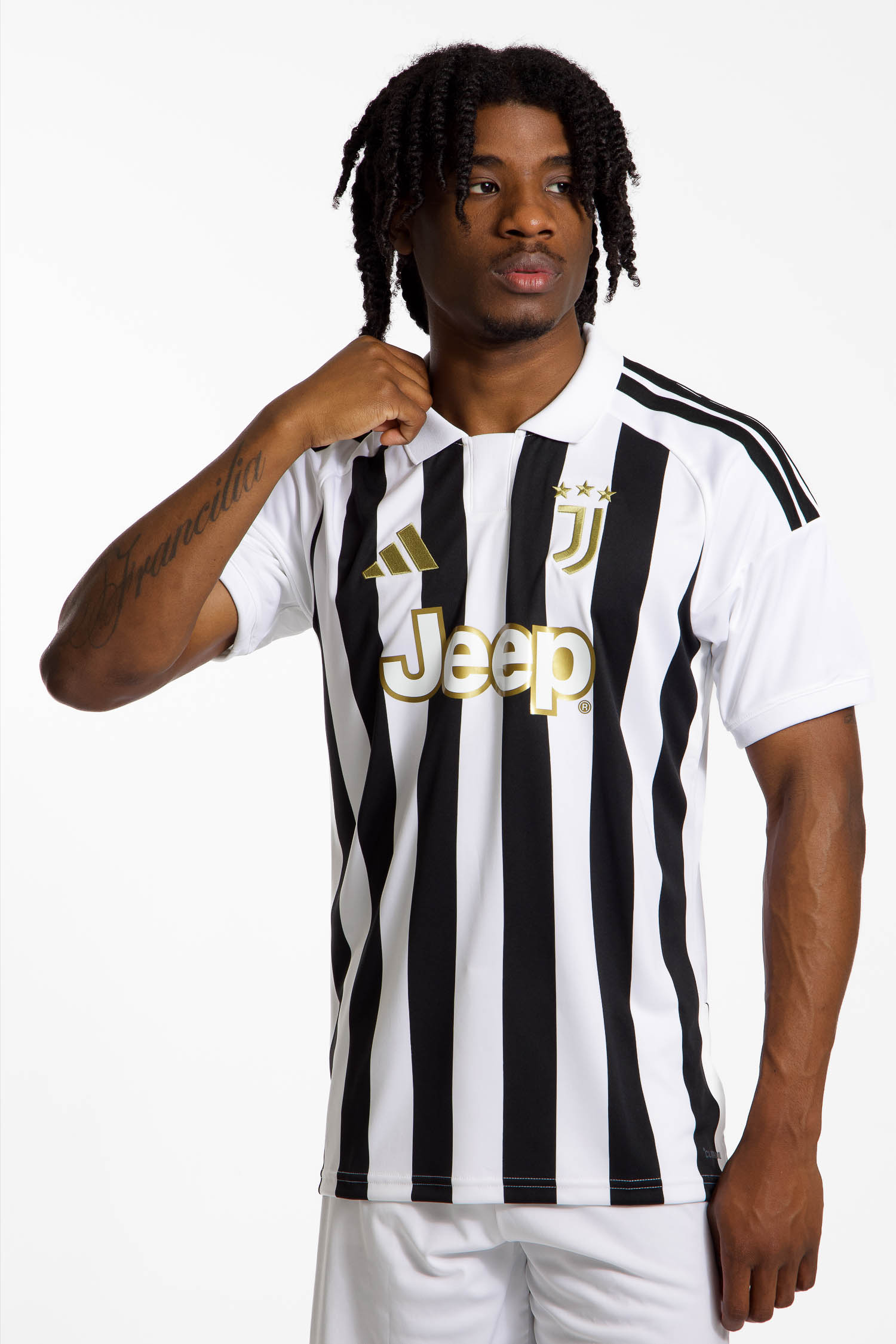 Image of adidas Juventus Turin Home Replica Herren Fussballtrikot 26/27 Schwarz, Herren, Größe: L