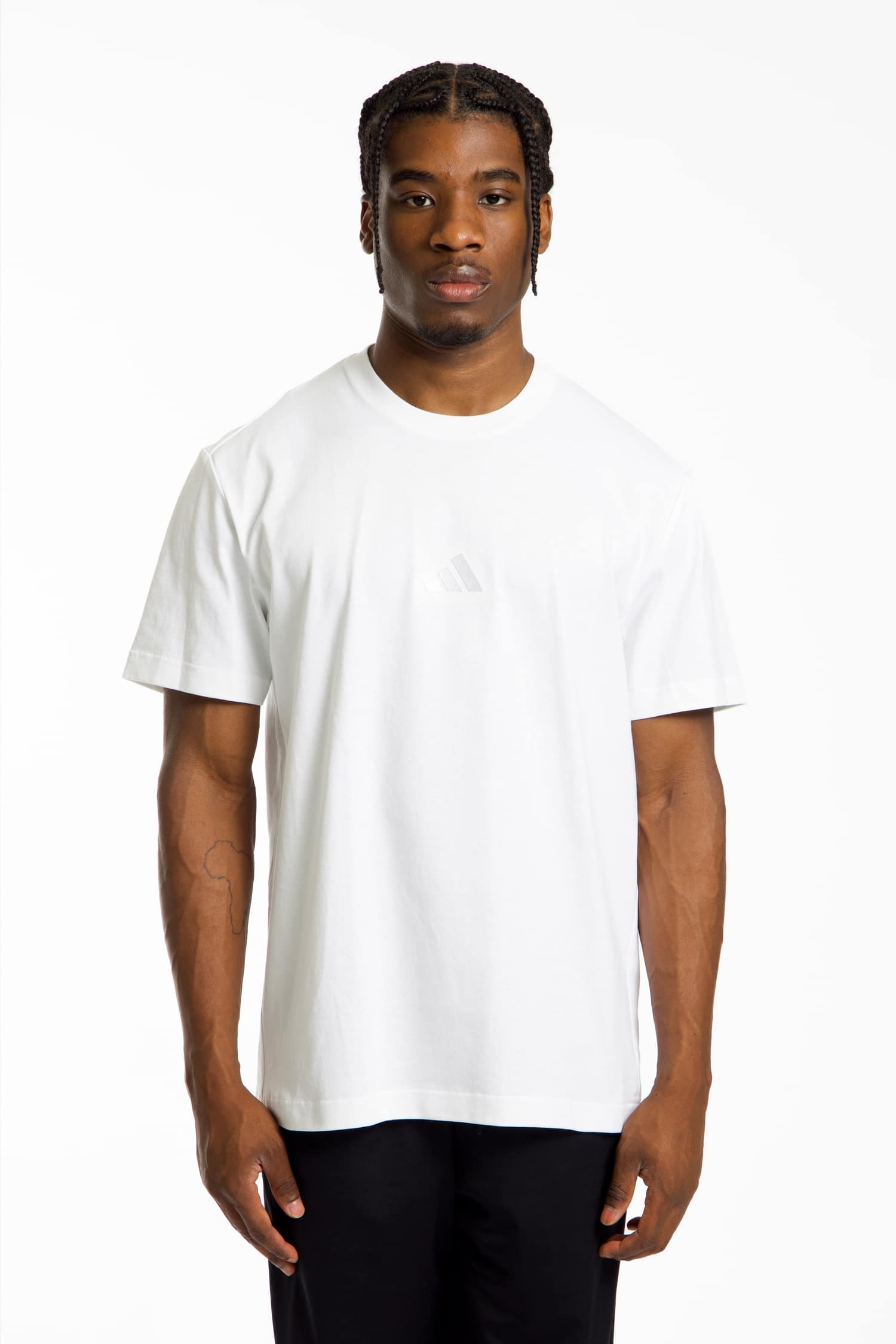 adidas Athleisure Small Logo Herren T-Shirt Weiss, Herren, Größe: L