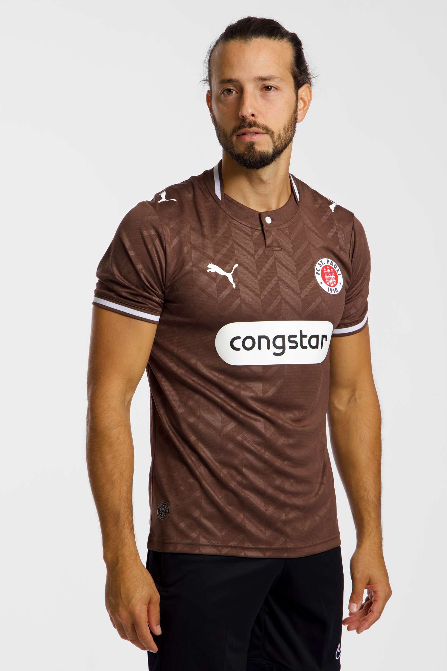 Image of PUMA FC St. Pauli Home Replica Herren Fussballtrikot 26/27 Braun, Herren, Größe: L
