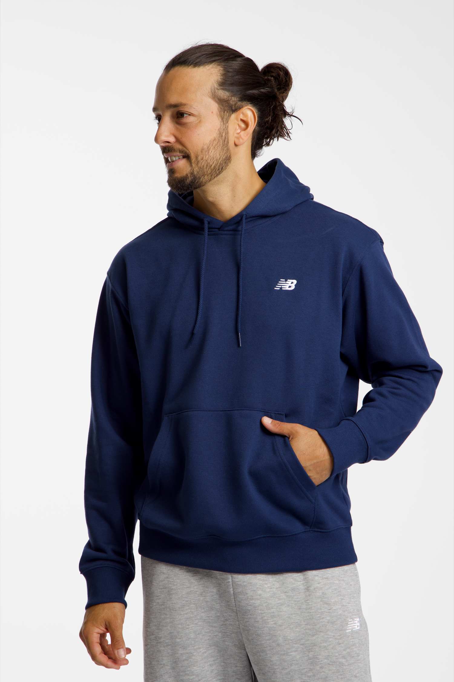 Image of New Balance Sport Essential Small Logo French Terry Herren Hoodie Dunkelblau, Herren, Größe: L