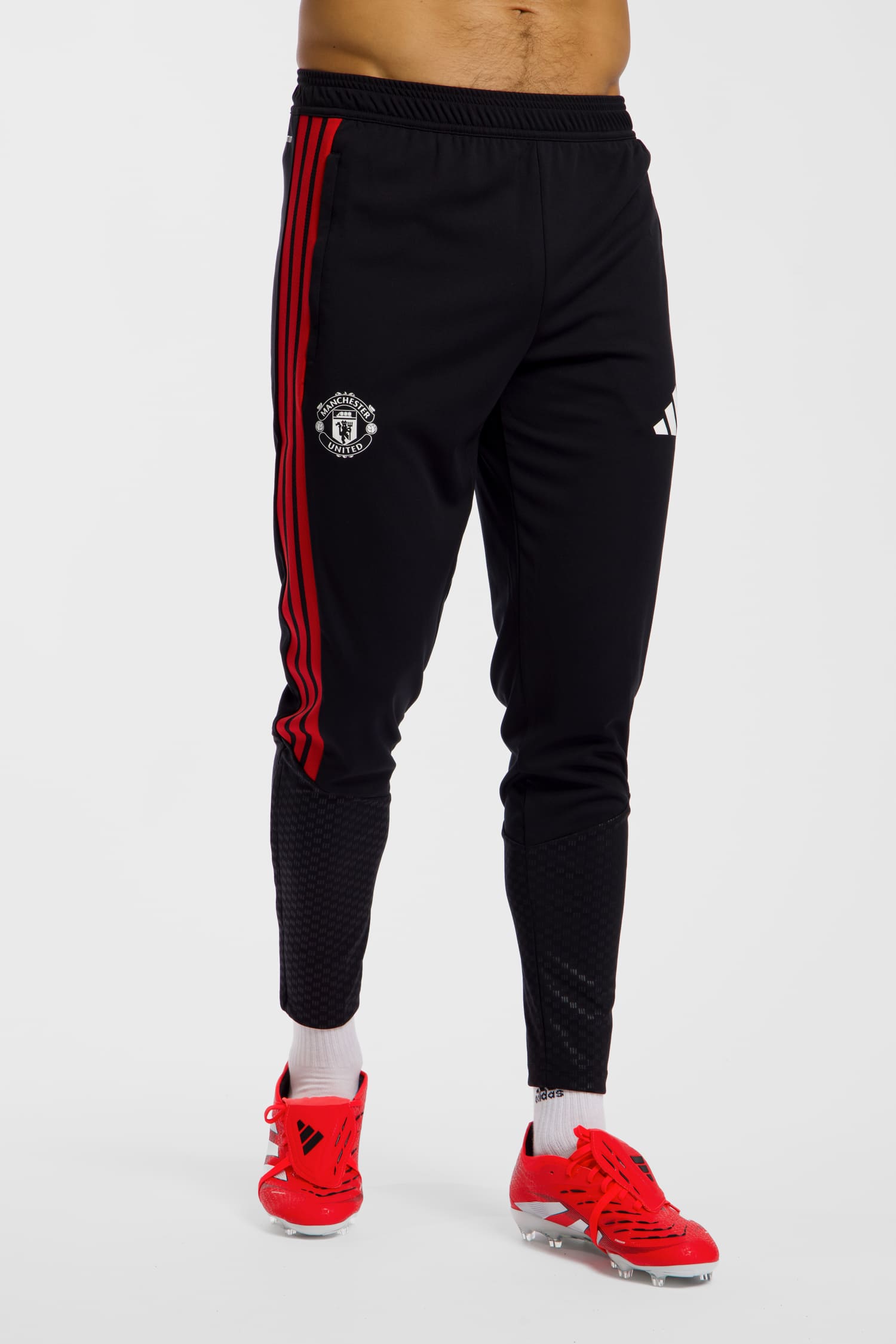 Image of adidas Manchester United 26/27 Tiro Herren Trainerhose Schwarz, Herren, Größe: L