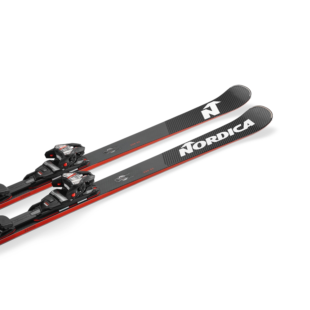 Compra Dobermann GSR set sci 23/24 Nordica in nero-rosso