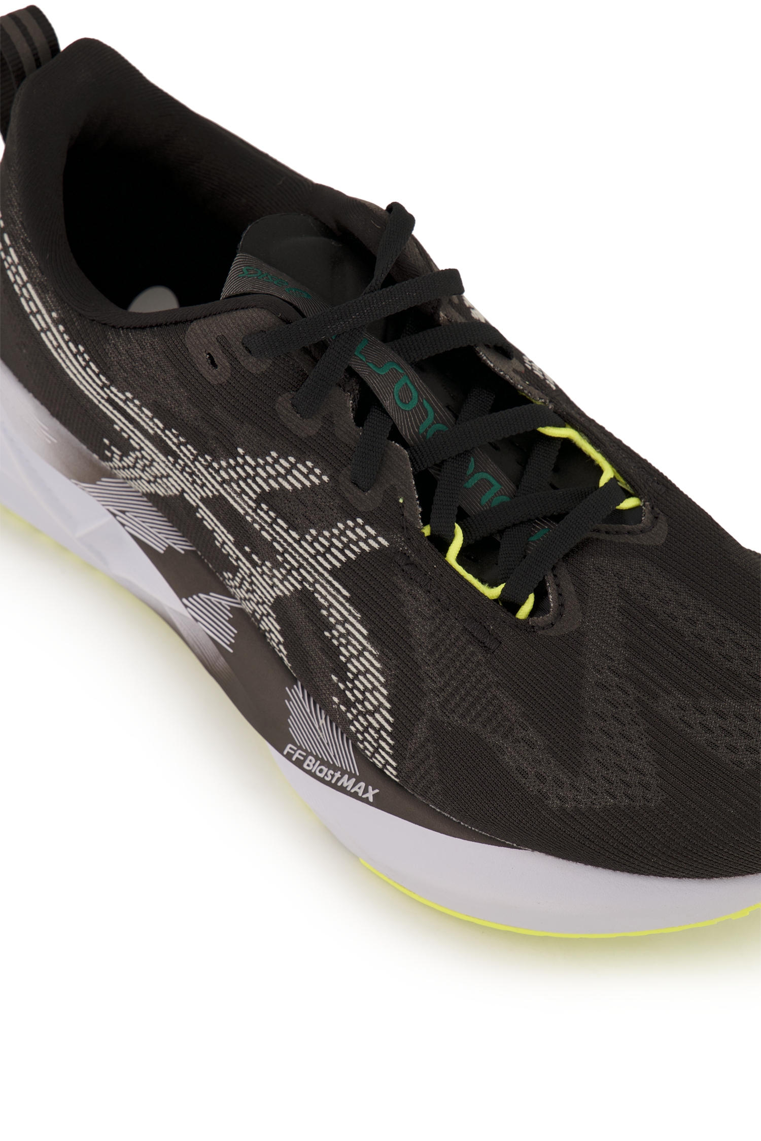 ASICS Novablast™ 5 Herren Laufschuh in schwarz kaufen