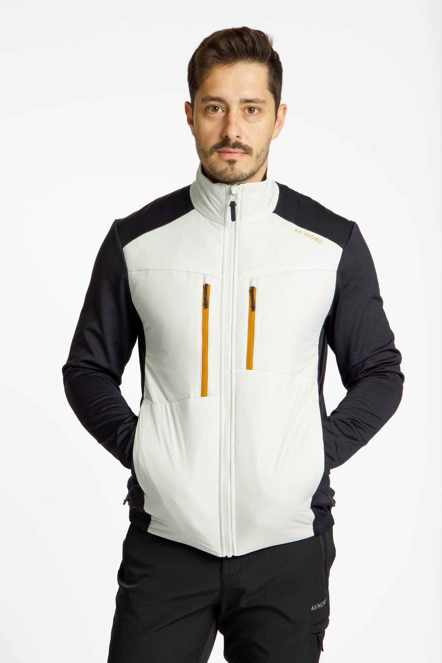 ゆん 46 NORD Hybrid Insulation Herren Midlayer in schwarz-grau kaufen