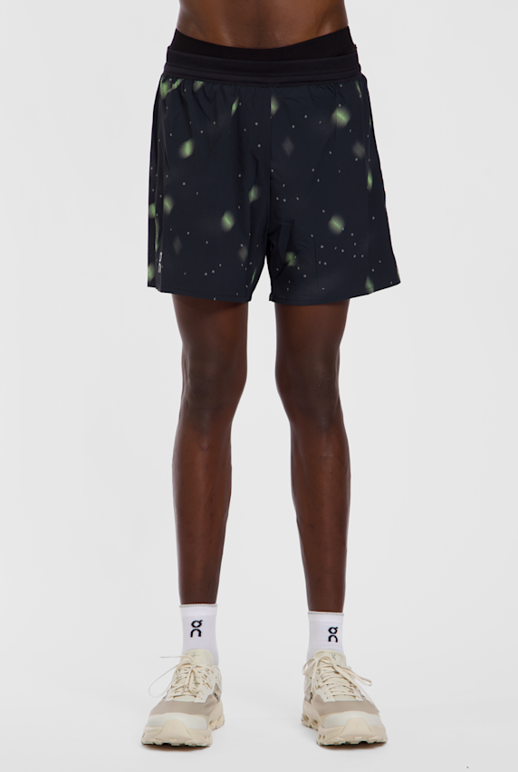 ON Performance Lumos Herren Short Schwarz 52553 1