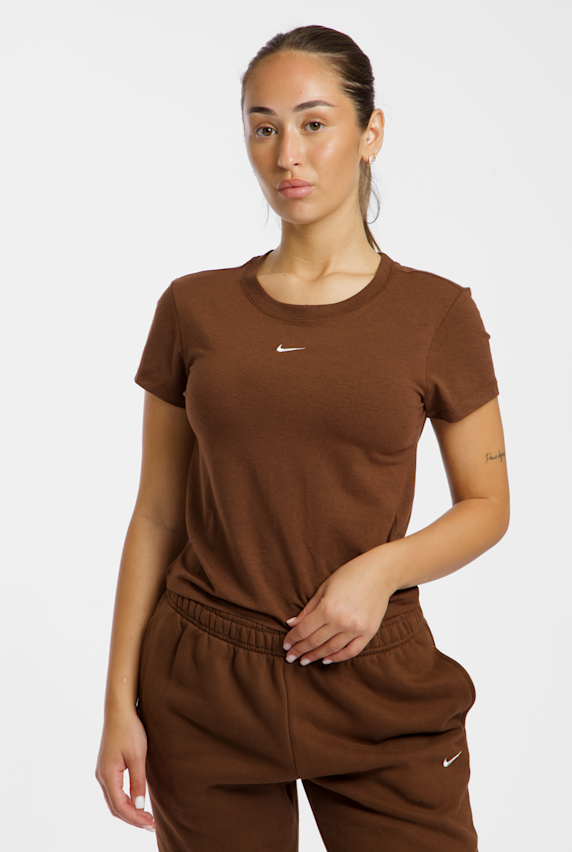 Nike Chill Knit Mod-Crop Damen T-Shirt Braun 52915 1