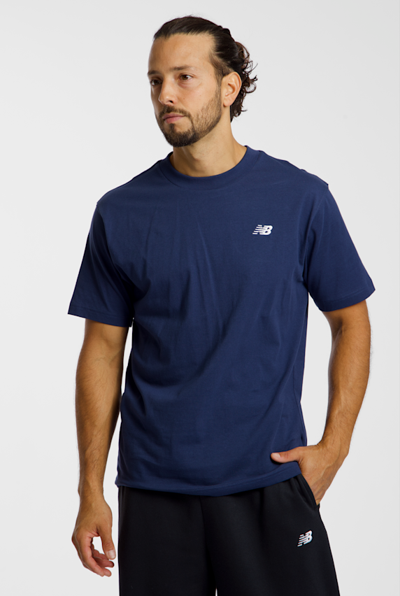 New Balance Sport Essentials Small Logo t-shirt uomo Blu Scuro 54204 1