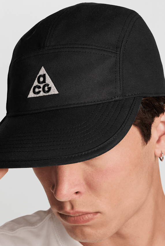 Nike ACG Fly cap Nero 55406 1