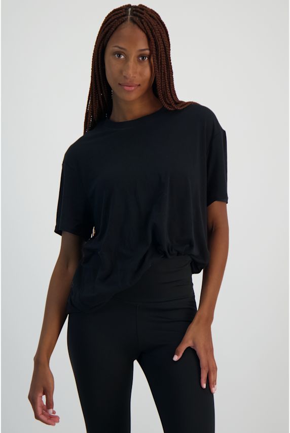 Nike One Relaxed Damen T-Shirt Schwarz 27631 1