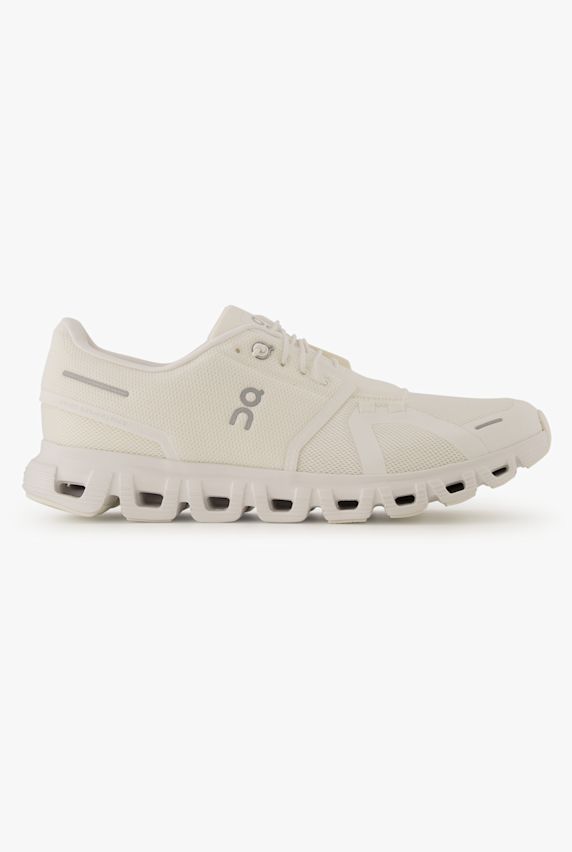 ON Cloud 6 Herren Sneaker Weiss 36637 1