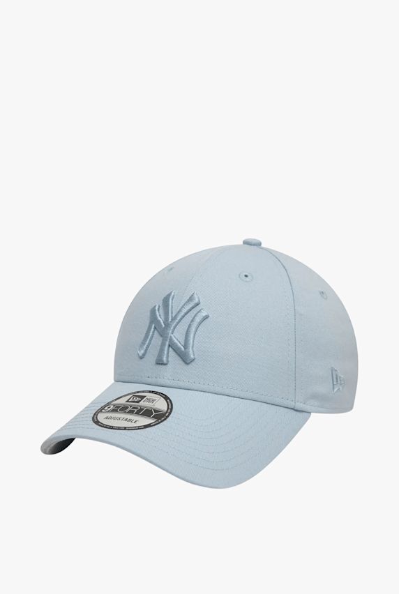 New Era New York Yankees League Essential 9FORTY Cap Blau 38897 1