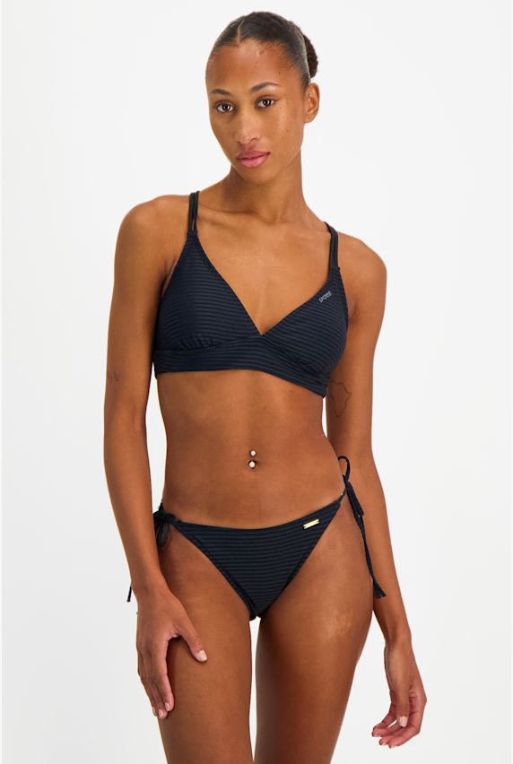 PROTEST MM PATIO Triangle Damen Bikini Top Schwarz 39460 1