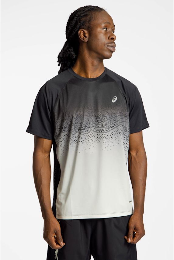 ASICS Road Fade Herren T-Shirt Schwarz 46819 1