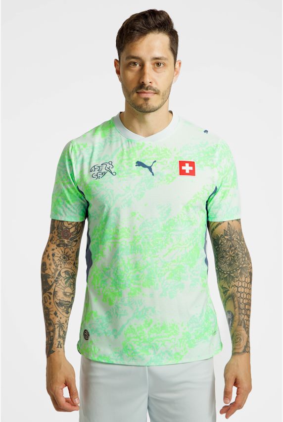 PUMA Suisse Away Authentic maillot de football hommes CDM 2026 Vert 46976 1