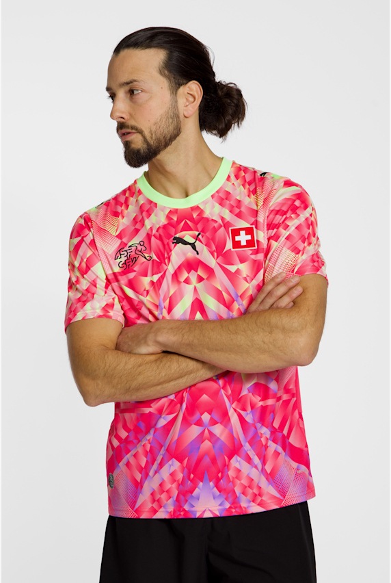 PUMA Suisse Replica Match maillot de gardien hommes CDM 2026 rose Rose 46986 1