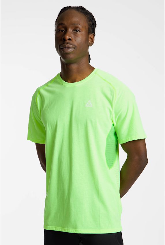 Nike ACG Solar Chase Herren T-Shirt Grün 47297 1