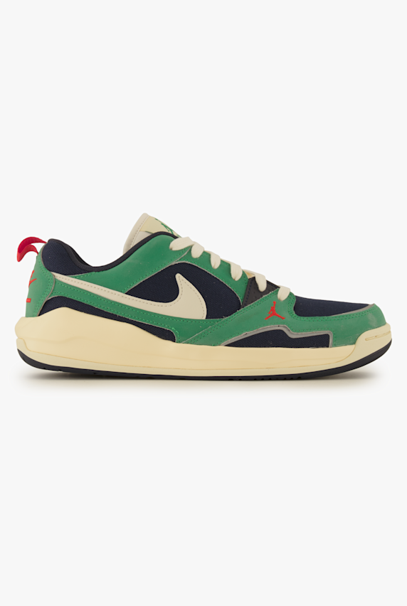 Nike CMFT Era Herren Sneaker Grün 47739 1