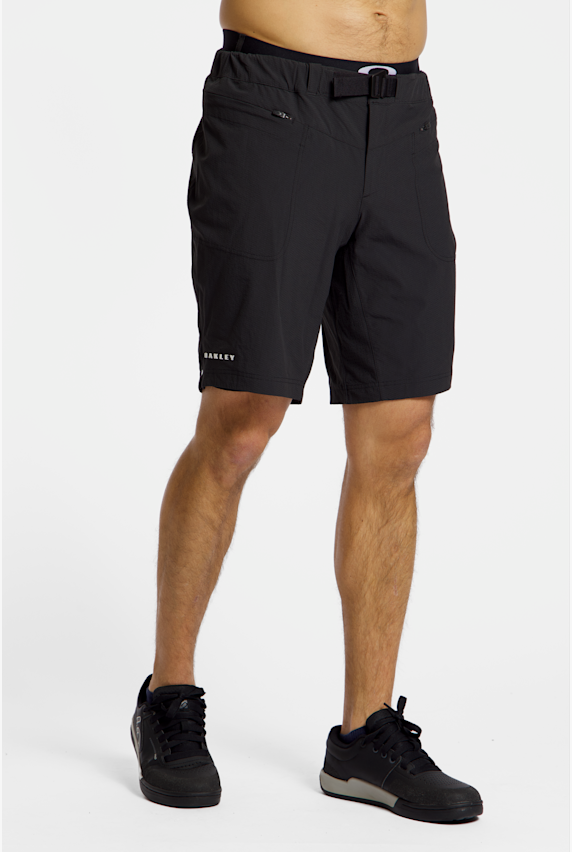 Oakley Seeker Whip Lined Herren Bikeshort Schwarz 51697 1