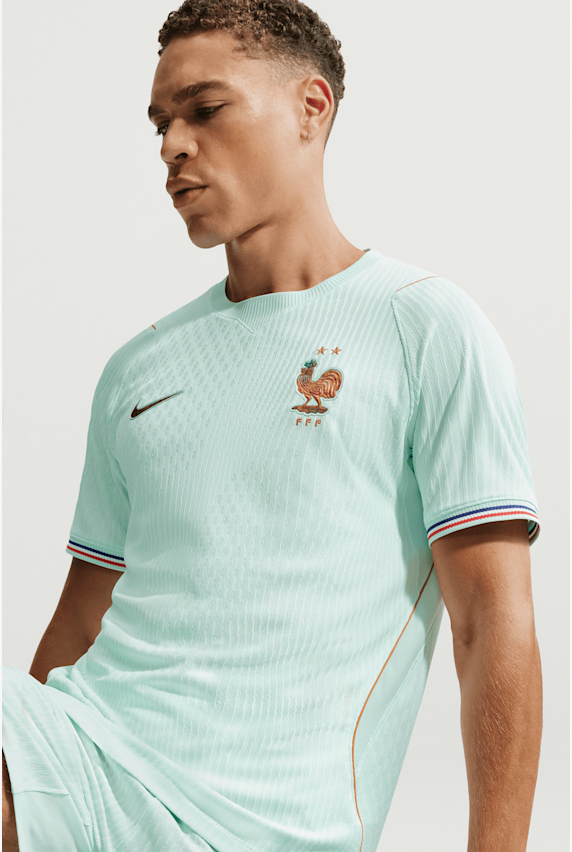 Nike France Away Authentic maillot de football hommes CDM 2026 Menthe 51183 1
