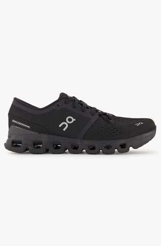 ON Cloud X 4 Damen Sneaker Schwarz