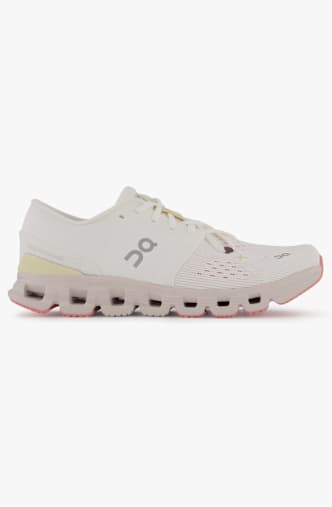 ON Cloud X 4 Damen Sneaker Beige