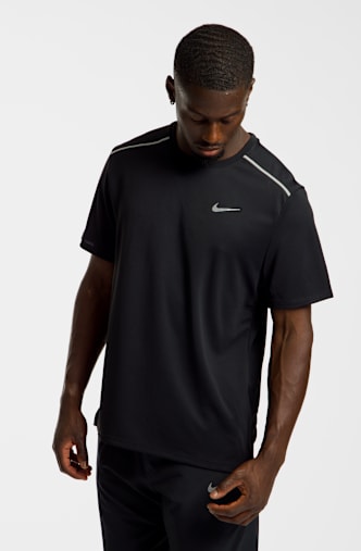 Nike Miler Dri-FIT UV t-shirt uomo Nero