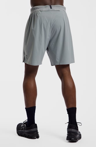 ON Performance 7" Herren Short Hellgrau