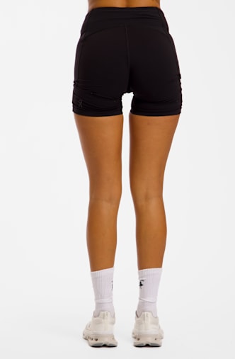 ON Performance Tight 6" short femmes Noir
