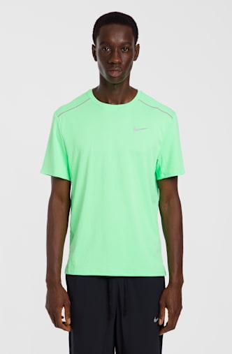 Nike Miler Dri-FIT UV t-shirt uomo Verde
