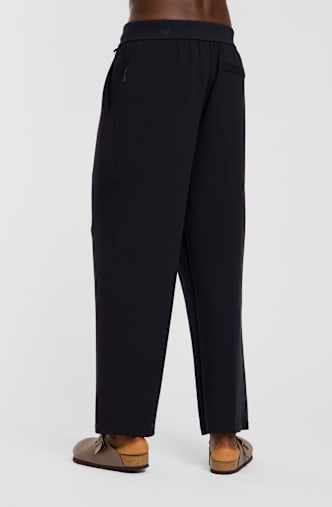 Nike 24.7 ImpossibilySoft Herren Trainerhose Schwarz