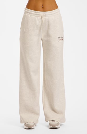 New Balance Trackside Fleece Damen Trainerhose Offwhite