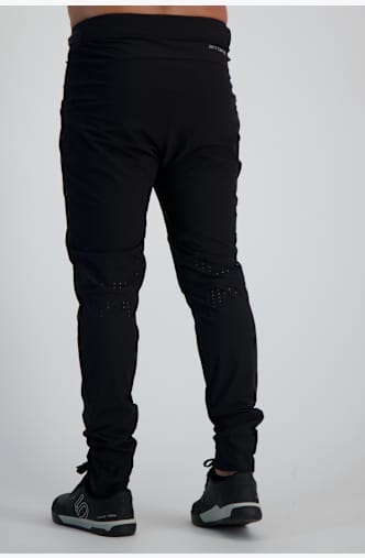 Stoke Pinch Herren Bikehose Schwarz