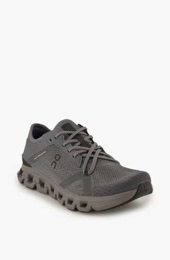 ON Cloud X 4 AD Herren Sneaker Schwarz