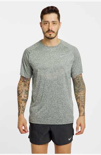 Nike Stride Dri-FIT ADV t-shirt uomo Grigio