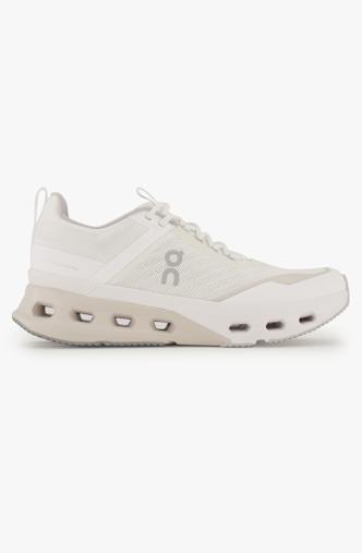 ON Cloudnova X Damen Fitnessschuh Weiss