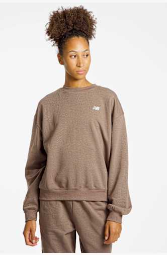 New Balance Sport Essentials French Terry Small Logo Damen Pullover Braun