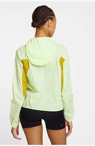 Nike ACG Repel Trail veste de course femmes Jaune