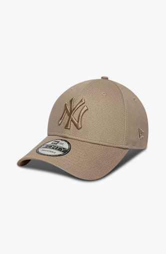 New Era New York Yankees MLB League Essential 9FORTY® Cap Braun